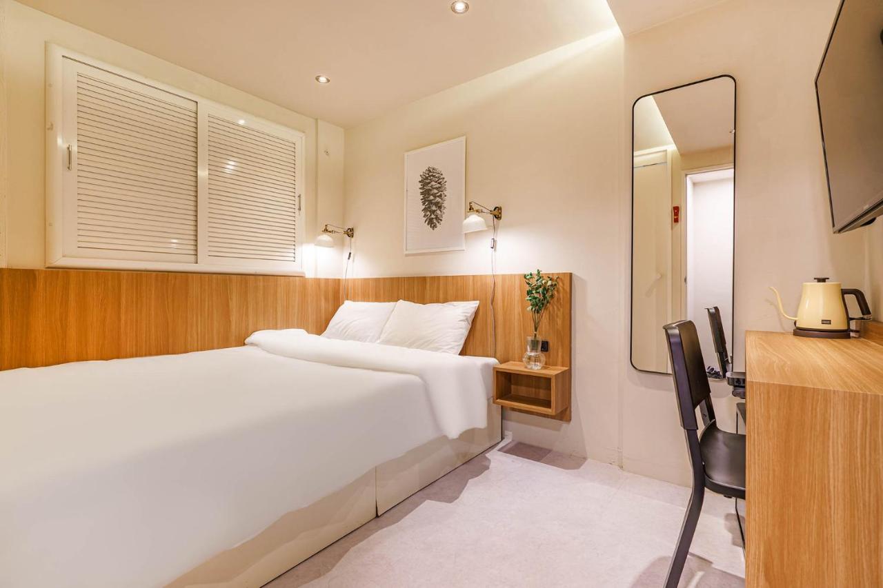 Hotel Less Seoul Bagian luar foto