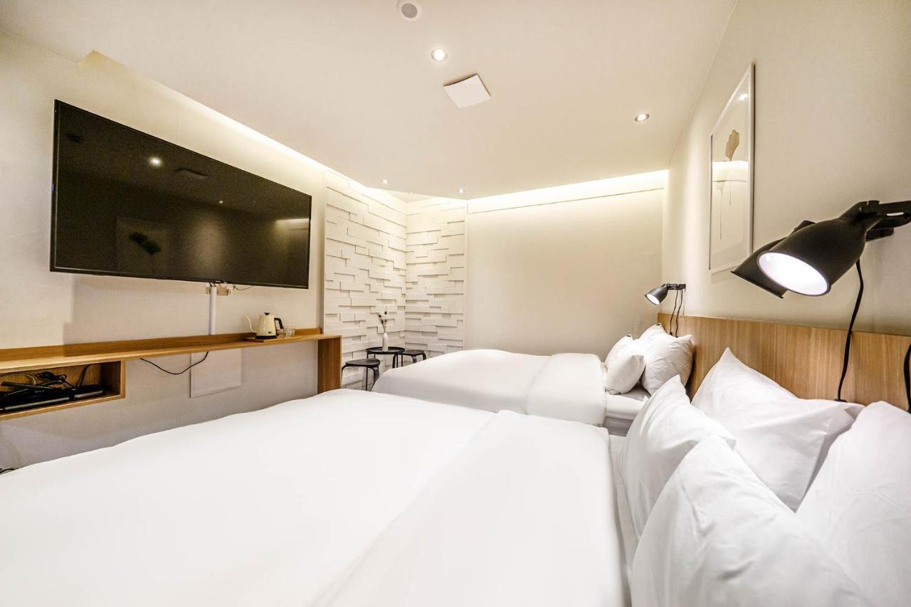 Hotel Less Seoul Bagian luar foto