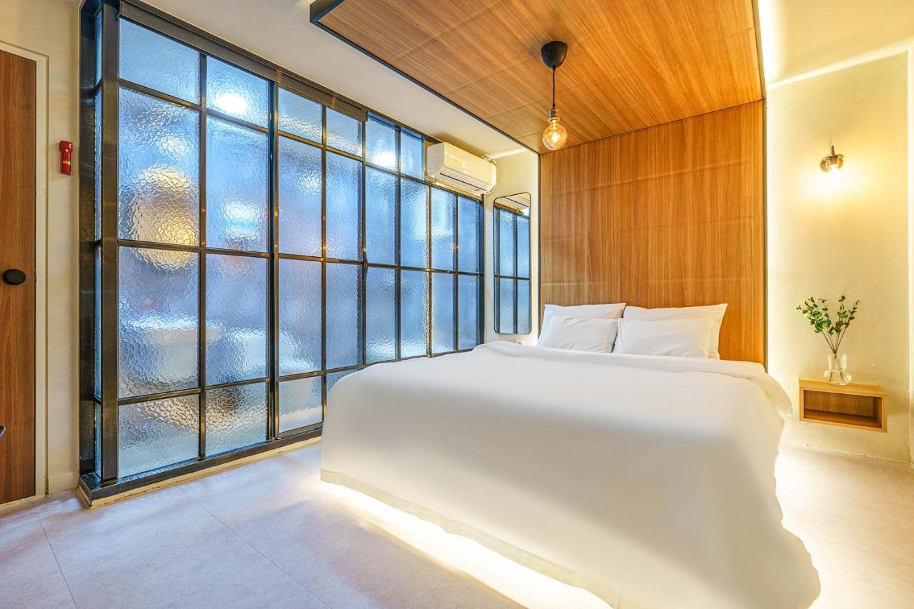 Hotel Less Seoul Bagian luar foto