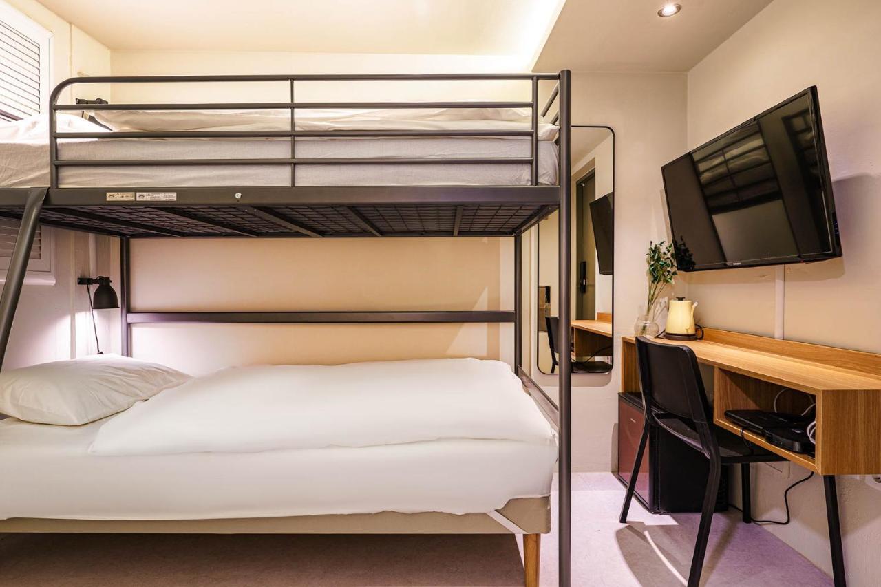 Hotel Less Seoul Bagian luar foto