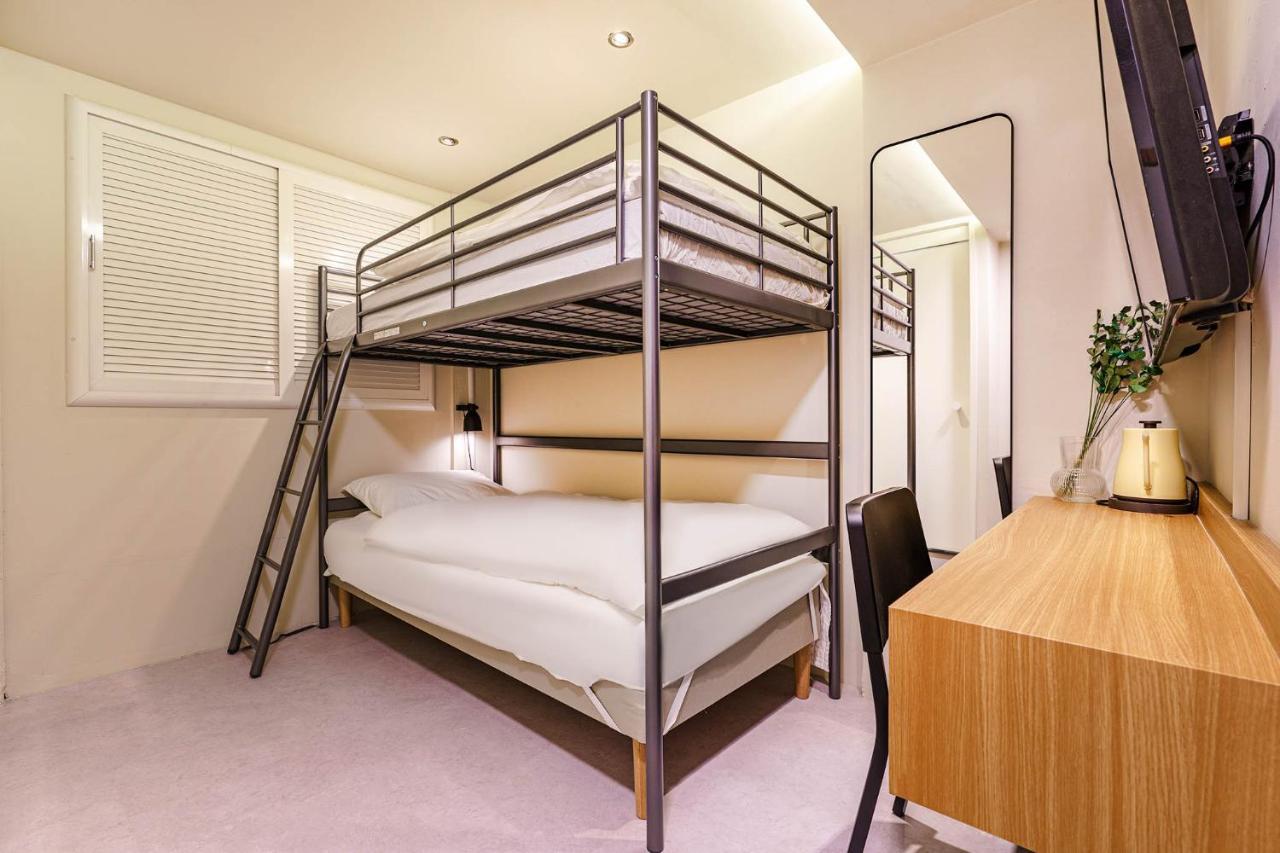 Hotel Less Seoul Bagian luar foto